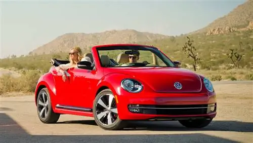 Volkswagen Beetle Cabriolet будет представлен на автосалоне в Лос-Анджелесе