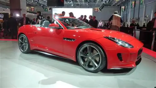 Галерея Парижского автосалона Jaguar F-type