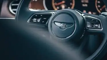 Бентли Флаинг Спур V8
