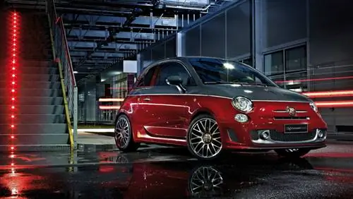 Обновление Abarth 500 и 595