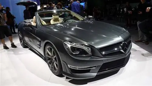 Шоу в Нью-Йорке: Mercedes SL65 AMG