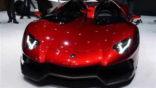 Женева 2012: больше фотографий Lamborghini Aventador J