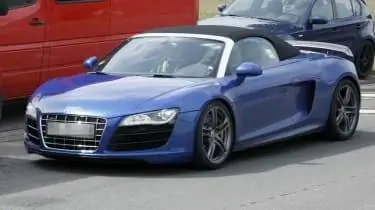 Шпионские снимки Audi R8 GT Spyder