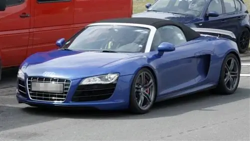 Шпионские снимки Audi R8 GT Spyder