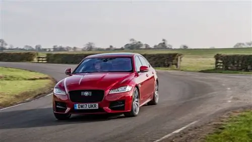 Обзор Jaguar XF R-Sport 300PS – лучший спортивный седан, чем BMW 530i?