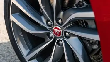 Jaguar XF 300 бензин - колесо Jaguar XF 300 бензин - колесо