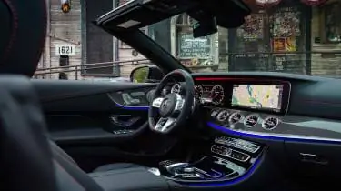 Mercedes-AMG E53 Cabriolet США - интерьер