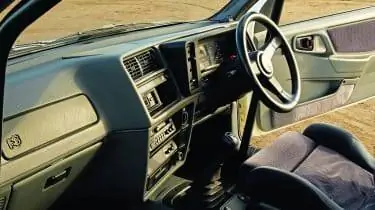 Ford Sierra RS Cosworth - Интерьер