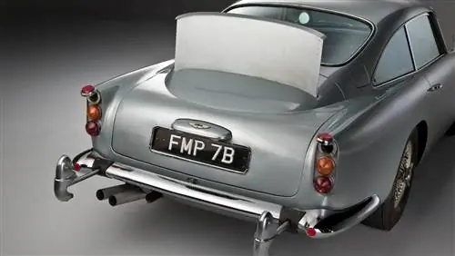 Обзор аукциона RM: Aston Martin DB5 Джеймса Бонда и многое другое