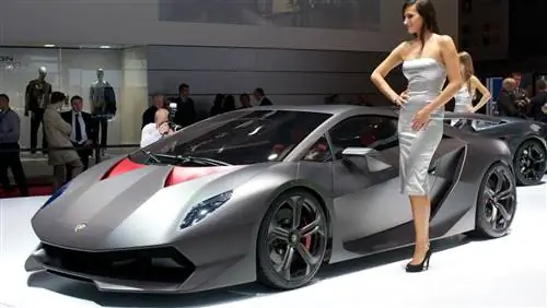 Карбоновый суперкар Lamborghini Sesto Elemento