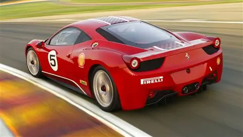 Суперкар Ferrari 458 Challenge отправляется на испытания