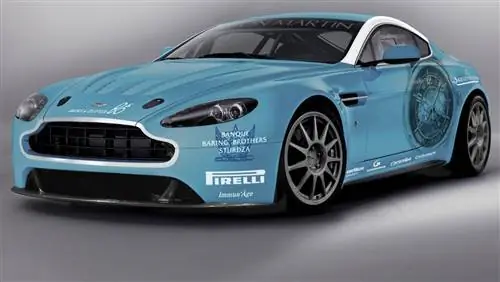 Aston Martin мчится на ринге