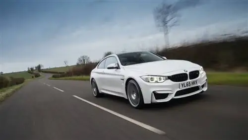 Обзор пакета BMW M4 Competition Package - исправляет ли он недостатки M4?