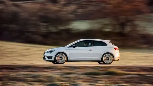 Обзор Seat Leon Cupra 290 – ставит ли повышение мощности Cupra на территорию Golf R?