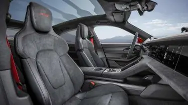 Порше Тайкан ГТС - интерьер