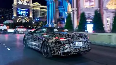 Тест кабриолета BMW 8-й серии - задняя часть