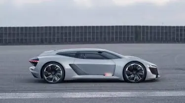 Audi PB18 Etron - сбоку