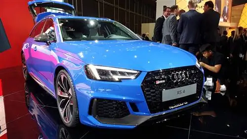 Новый Audi RS4 Avant поступил в продажу