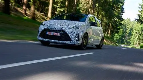 Toyota подтверждает специальное одобрение WRC Yaris