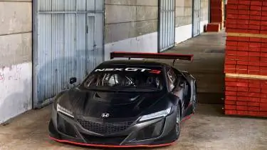 Хонда NSX GT3 - Спереди