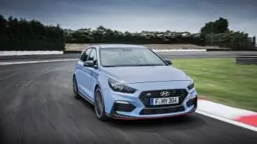 Hyundai i30 N - передний