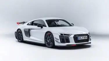 Детали производительности Audi - R8 спереди три четверти