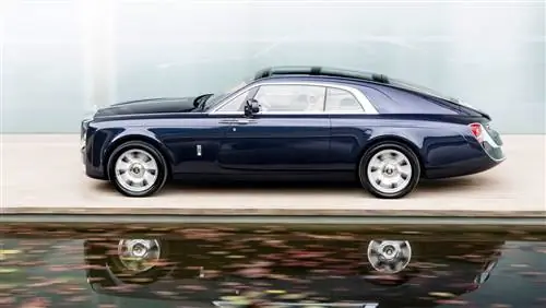 Rolls-Royce Sweptail представляет непревзойденную роскошь на вилле д’Эсте