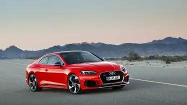 Audi RS5 - передние три четверти