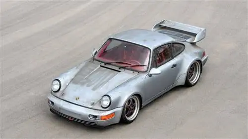 «Совершенно новый» Porsche 911 Carrera RSR 1993 года выставлен на аукцион