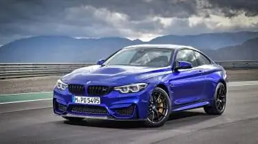 BMW M4 CS - передние три четверти