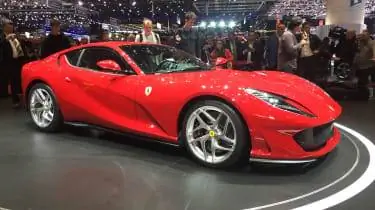 Ferrari 812 Superfast - Женева впереди три четверти