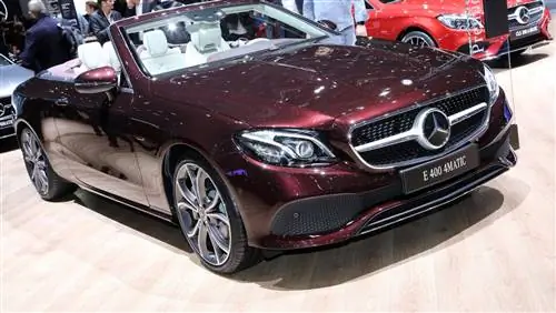 Новый кабриолет Mercedes E-Class расширяет семейство E-Class