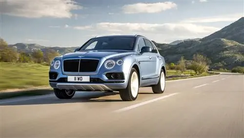 Bentley Bentayga Diesel - 168 миль в час и 35 миль на галлон