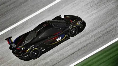 Джеймс Хант вдохновил McLaren P1 GTR на выступление в Гудвуде