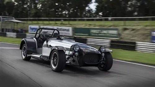 Caterham Seven Superlight Twenty отмечает оригинал 1996 года