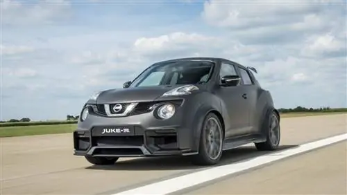 Новый Nissan Juke-R – 600-сильный кроссовер, убивающий суперкары