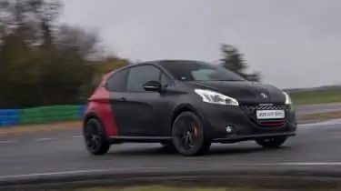 30-летие Peugeot 208 GTI