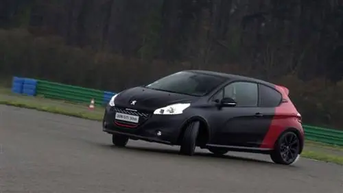 Peugeot 208 GTi от Peugeot Sport возглавил обновленный модельный ряд 208