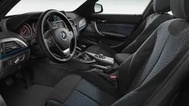 Приборная панель салона BMW M135i 2012 г.