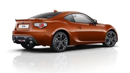 Toyota GT86 становится доступнее, добавляются опции