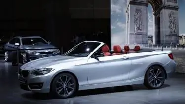 Кабриолет BMW 2-й серии: Парижский автосалон 2014