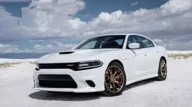 Dodge Charger SRT Хеллкэт