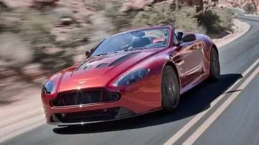 Родстер Aston Martin V12 Vantage S