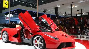 LaFerrari настроена JMB Optimering