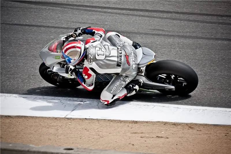 Гонки и проектирование электрических мотоциклов будущего