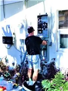 Дэнни Паркер Хаус