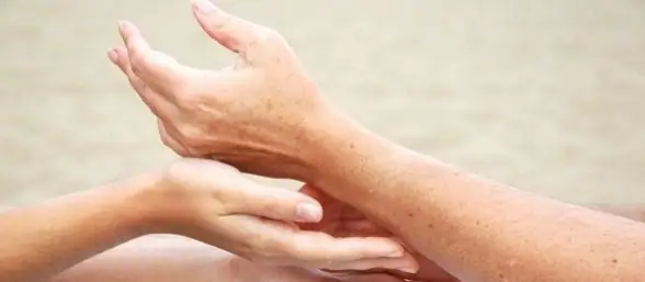 Ласки других тоже доставляют удовольствие