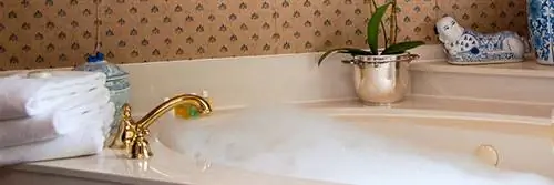 Я выключаю водонагреватель, когда уезжаю на несколько дней