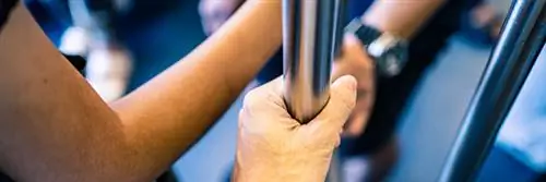 Опрос – Коронавирус: собираетесь ли вы изменить свою повседневную жизнь?