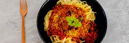 Попробуйте овощной болоньезе с орехами, будущую звезду ваших блюд из пасты